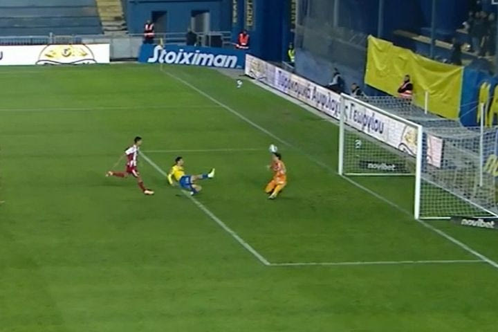 Παναιτωλικός – Ολυμπιακός: Απίθανη επέμβαση του Τζολάκη στο σουτ του Άλεξιτς, κράτησε απαραβίαστη την εστία του