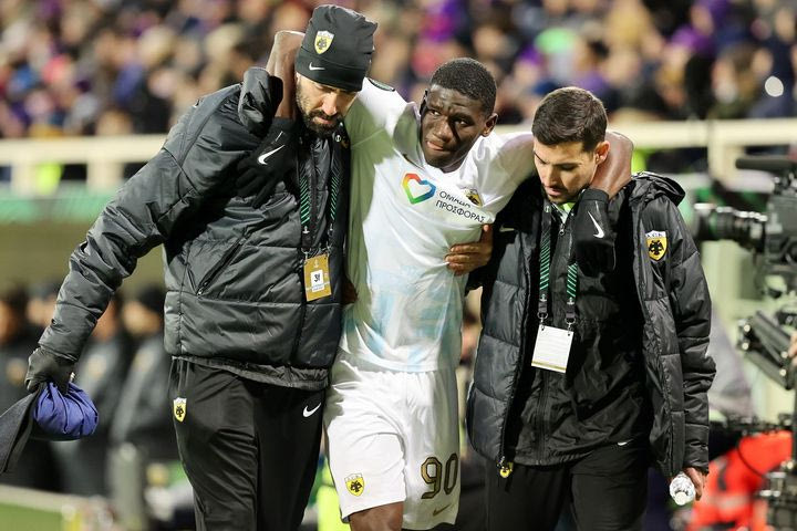 Το μήνυμα του Ζίνι με το δεμένο πόδι: "Τα λέμε σύντομα"