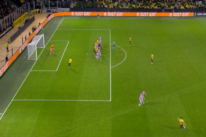 AEK – Σάμροκ Ρόβερς: O Γιόβιτς βρήκε δίχτυα, αλλά το γκολ δεν μέτρησε για οφσάιντ