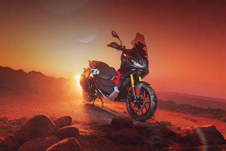 Aprilia SR GT 400: Πρεμιέρα στο Μιλάνο για το μεσαίο GT scooter