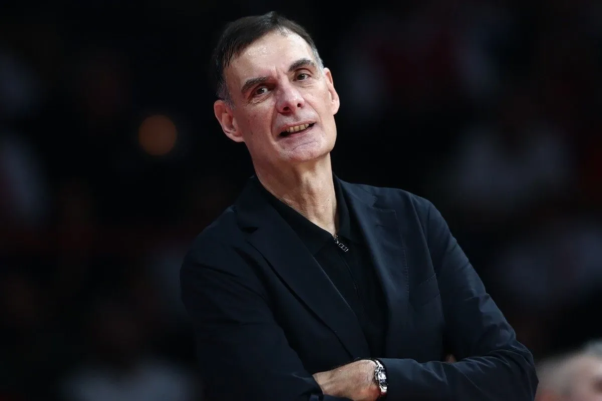 Γιατί ο Ολυμπιακός δεν κλείνει το θέμα με τον γκαρντ