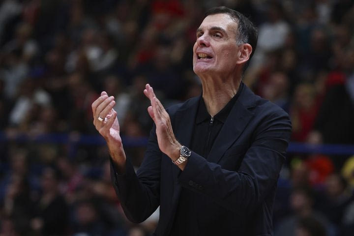 Μπαρτζώκας: "Πάντα κάναμε ένα αμυντικό λάθος, που τους επέτρεπε να βρουν ελεύθερο σουτ"