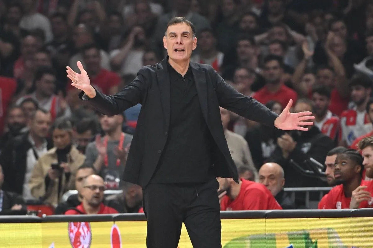 Οι οδηγίες του Γιώργου Μπαρτζώκα στο τρίτο δεκάλεπτο