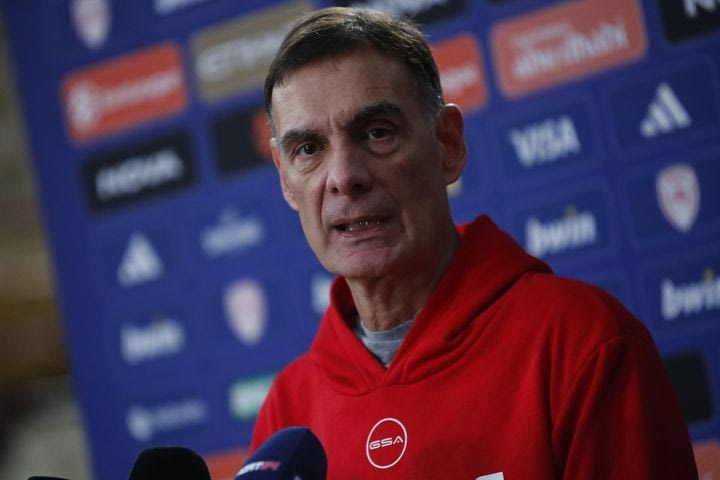 Μπαρτζώκας: “Θέλουμε έναν παίκτη που να είναι κατάλληλος, δεν θέλω να φορτώσω την ομάδα με κάποιον που δεν έχει το επίπεδο”