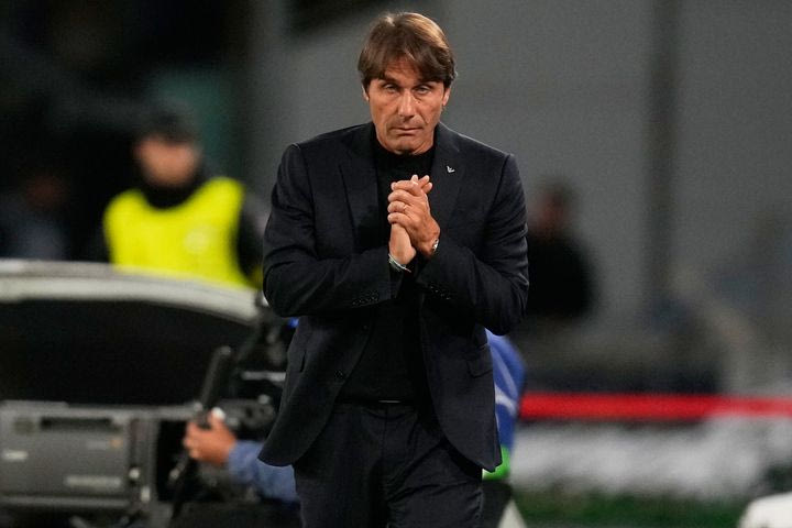 Νάπολι: Η άγρια κατσάδα του Κόντε στους παίκτες του έφερε ραντεβού κορυφής με τον Ντε Λαουρέντις