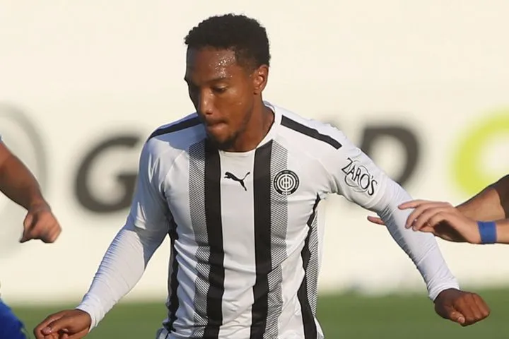 Κ19 Ολυμπιακός – Αϊντχόφεν: Βασικός για τους Ολλανδούς ο γιος του πρώην παίκτη του ΟΦΗ, Τζόναθαν Ντε Γκουζμάν