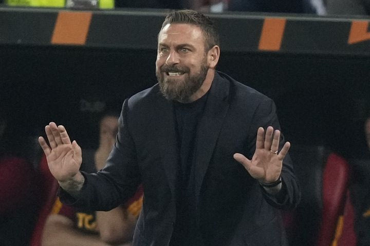 Ντανιέλε ντε Ρόσι: Έτοιμος για το comeback στους πάγκους μέσω της Τζένοα
