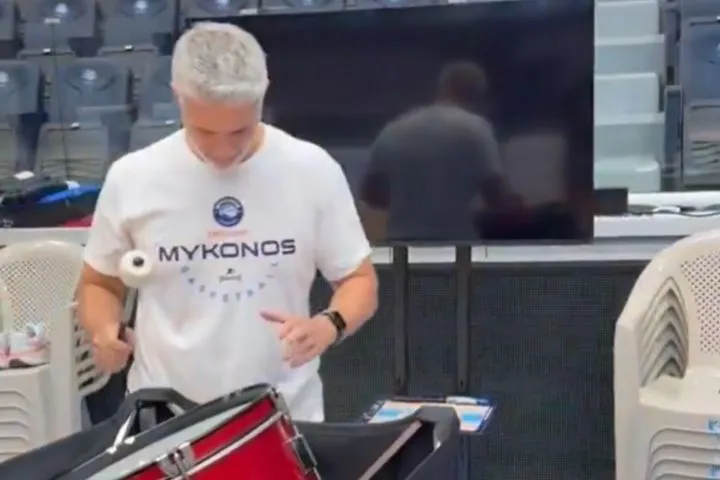 Μύκονος Betsson: Στιγμές χαλάρωσης με drum challenge και Γουίτνεϊ Χιούστον