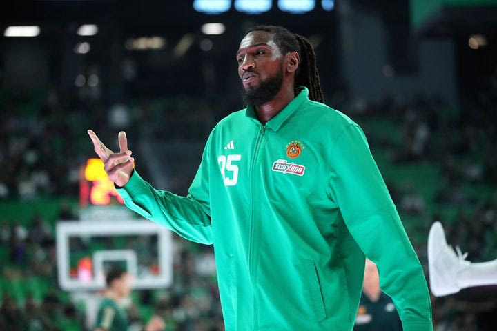 Παναθηναϊκός AKTOR – Dubai BC: Αποθέωση για Φαρίντ από τους φίλους των πρασίνων