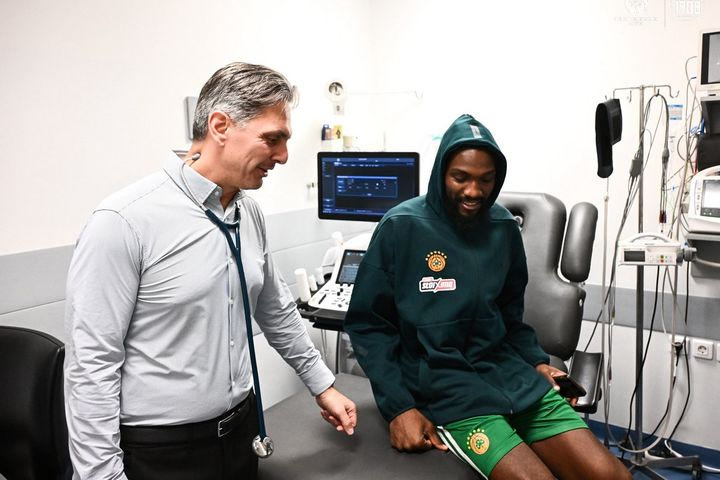 Παναθηναϊκός AKTOR: Οι ιατρικές εξετάσεις του Κένεθ Φαρίντ μετά την άφιξή του στην Αθήνα