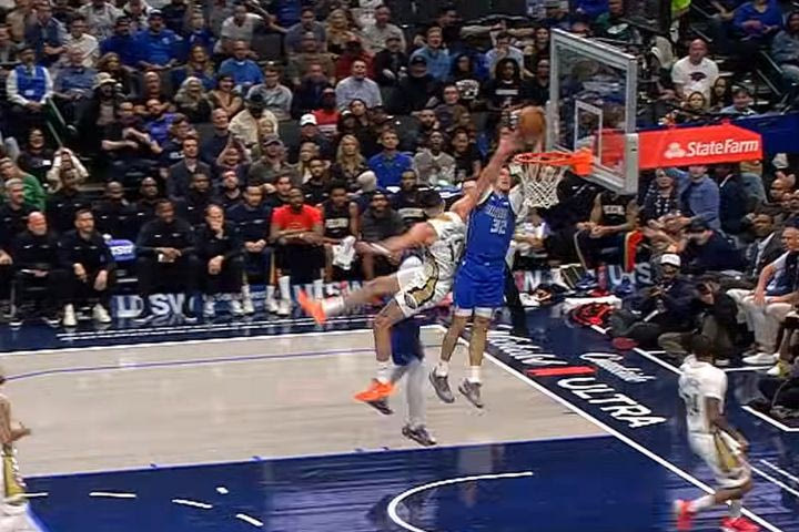 NBA: Απίθανη πτήση του Κούπερ Φλαγκ στην κορυφή του Top-10