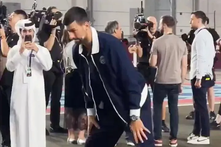 Τζόκοβιτς: Μετέτρεψε το paddock της F1 στο Κατάρ σε μάθημα γιόγκα