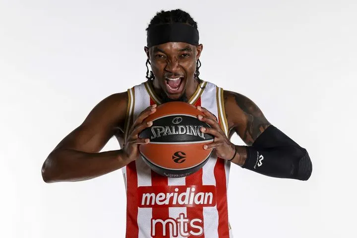 Ερυθρός Αστέρας: Τότε επιστρέφει ο Ντεβόντε Γκράχαμ