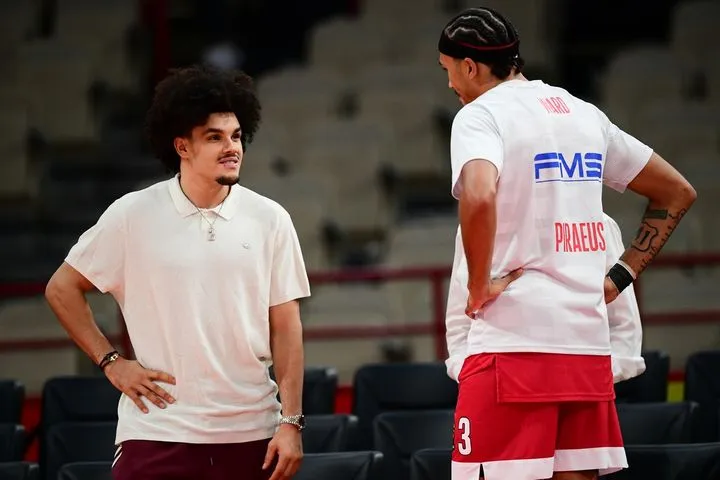 Χωρίς τον Ναντίρ Χίφι η Παρί κόντρα στον Ολυμπιακό