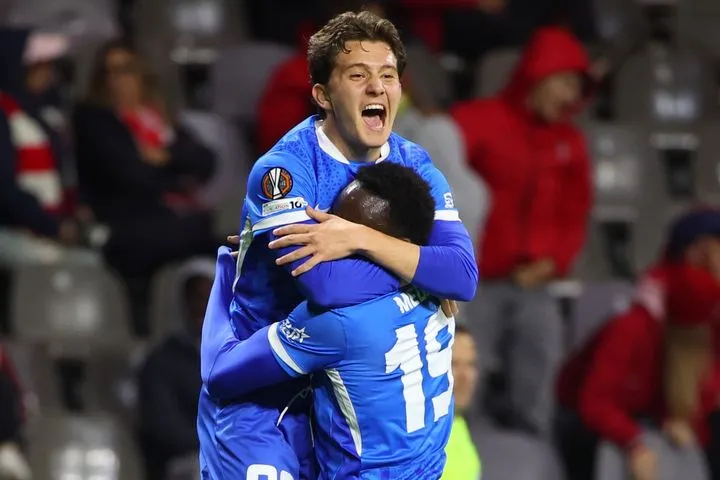 Καρέτσας: Είκοσι τρεις ομάδες έστειλαν σκάουτ για τον 19χρονο μεσοεπιθετικό στο ευρωπαϊκό ματς της Γκενκ, τι ισχύει με τη Σίτι