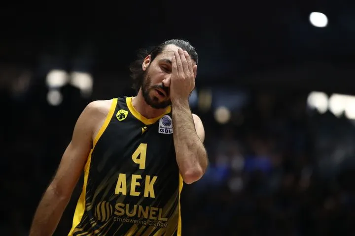 AEK: Νέο πρόβλημα με Κατσίβελη