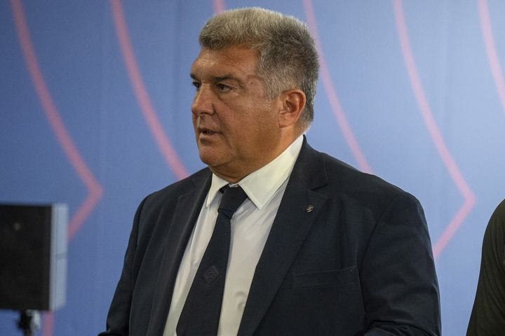 O Λαπόρτα απάντησε στον Πέρεθ: “Η Ρεάλ πάσχει από μπαρτσελονίτιδα, αυτή ευνοείται ιστορικά από τους διαιτητές”