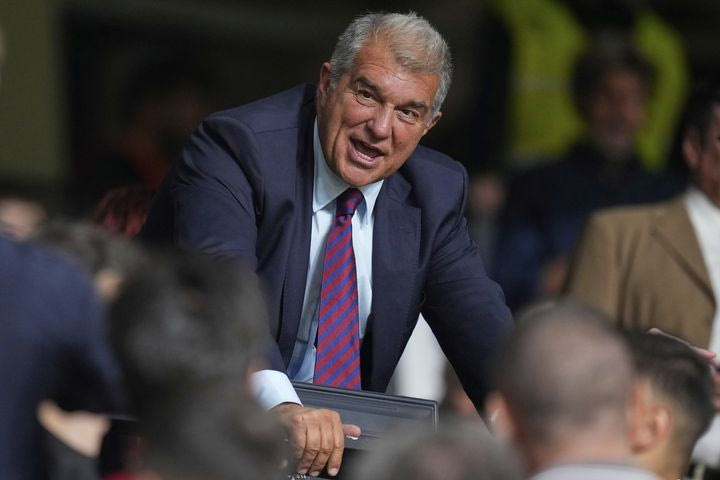 Λαπόρτα: “Ανακτούμε ξανά το πλεονέκτημα της έδρας με την επιστροφή στο Καμπ Νόου”