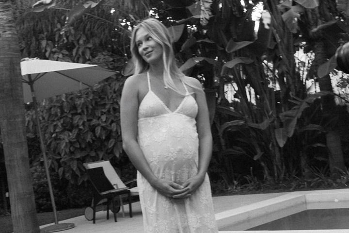 Αλέξις Σάντσες: Η σύντροφός του αποκάλυψε μετά απο εννέα μήνες ότι είναι έγκυος