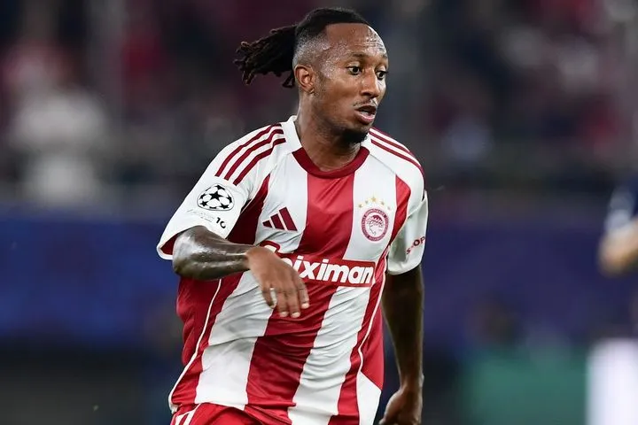 Ολυμπιακός: Προχωρούν οι επαφές με τον Μαρτίνς για την ανανέωση του συμβολαίου του