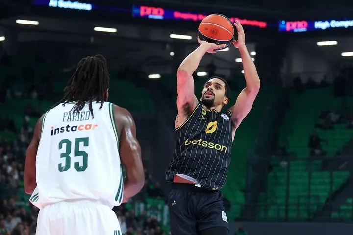 Απίθανα νούμερα ο Άρης Betsson στο πρώτο μέρος του αγώνα με τον Παναθηναϊκό