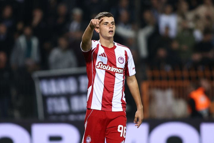 Ολυμπιακός: Η Μίλαν γνωρίζει από πρώτο χέρι τον Μουζακίτη, το μπρα ντε φερ ιταλικών και αγγλικών ομάδων