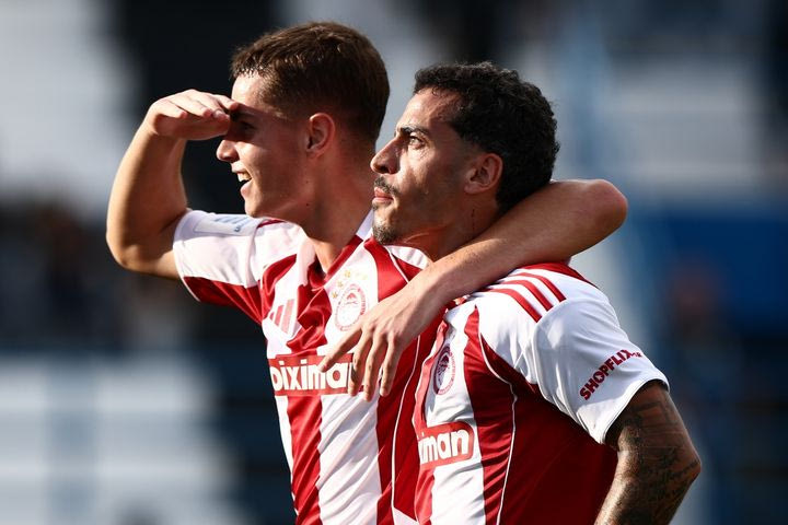 Ο πανηγυρισμός των Μουζακίτη και Τσικίνιο