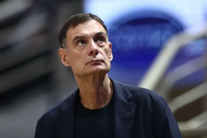 Μπαρτζώκας: “Η εμφάνιση του Λι με αφήνει πολύ ευχαριστημένο – Ο ΜακΚίσικ δεν θα παίξει την Τετάρτη”