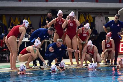 Τα highlights από τη νίκη του Ολυμπιακού κόντρα στην Ουίπεστ για το Champions League Πόλο Γυναικών