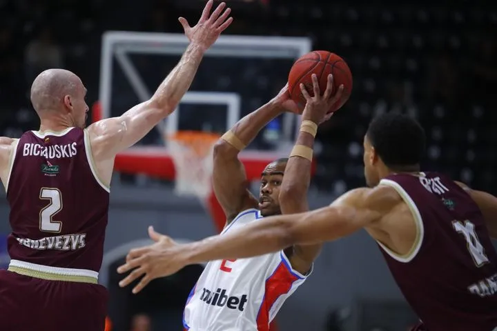 Πανιώνιος – Λιετκαμπέλις 72-79: Χωρίς χάρτη στον λαβύρινθο, 14η σερί ήττα για τους κυανέρυθρους