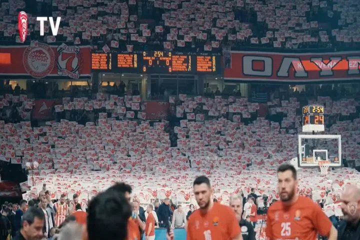 Στιγμές ενότητας στο Βελιγράδι: Η παρακάμερα του Ολυμπιακού στο ματς κόντρα στον Ερυθρό Αστέρα