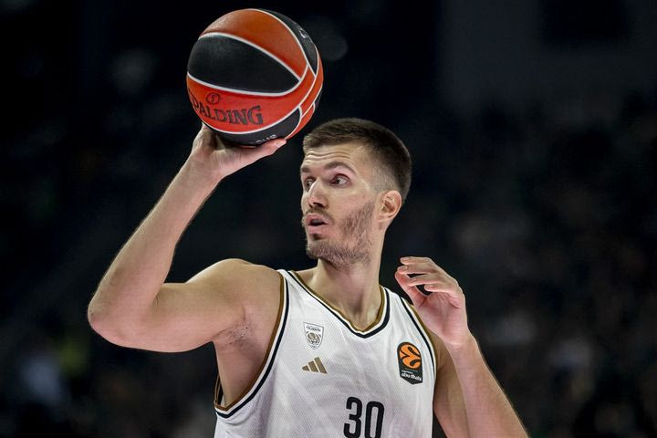 Dubai BC – Παρί 90-89: Πετρούσεβ και Ράιτ έκριναν την “τρελή” ματσάρα στο Ντουμπάι