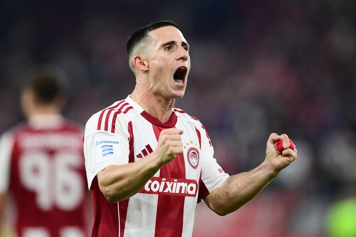 Ολυμπιακός – Άρης 2-1: Έκανε τη δουλειά με Ποντένσε – Ταρέμι, πάτησε κορυφή και κοιτάζει Αϊντχόφεν