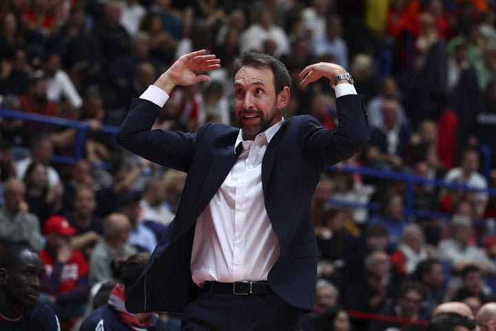 Τζουζέπε Ποέτα: Αυτός είναι ο διάδοχος του Έτορε Μεσίνα στην Αρμάνι Μιλάνο