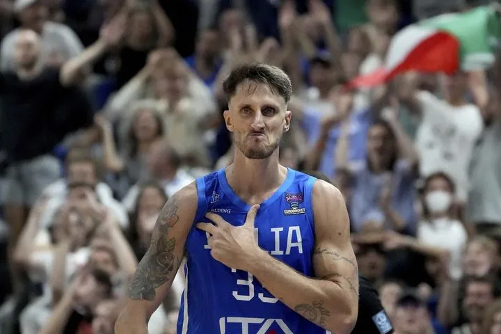 Εθνική Ιταλίας: Ο Πολονάρα συμπεριλήφθηκε στην αποστολή για τα προκριματικά του Μουντομπάσκετ και μάλιστα ως αρχηγός