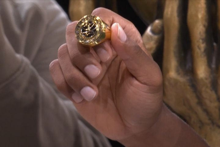 Τι Τζέι Σορτς: Ο Αμερικανός επέστρεψε και η Παρί τον τίμησε με δακτυλίδι του γαλλικού πρωταθλήματος