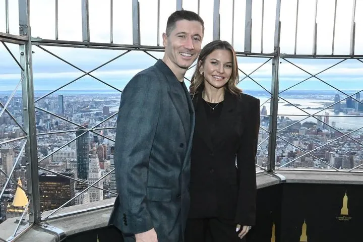 Ρόμπερτ Λεβαντόβσκι: Άναψε το Empire State Building στα χρώματα της Πολωνίας