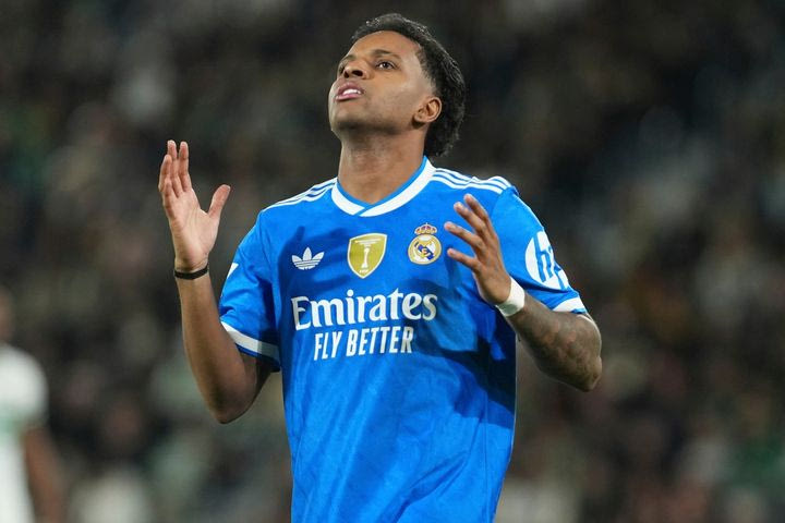 Έλτσε – Ρεάλ 2-2: Nέα γκέλα για τους μερένγκες που γλίτωσαν τα χειρότερα, πριν από τον Ολυμπιακό