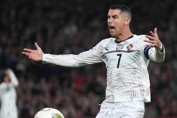 Μαρτίνεθ για την κόκκινη κάρτα του Ρονάλντο: “Είναι επειδή παθιάζεται και απογοητεύεται όταν δεν κερδίζει”