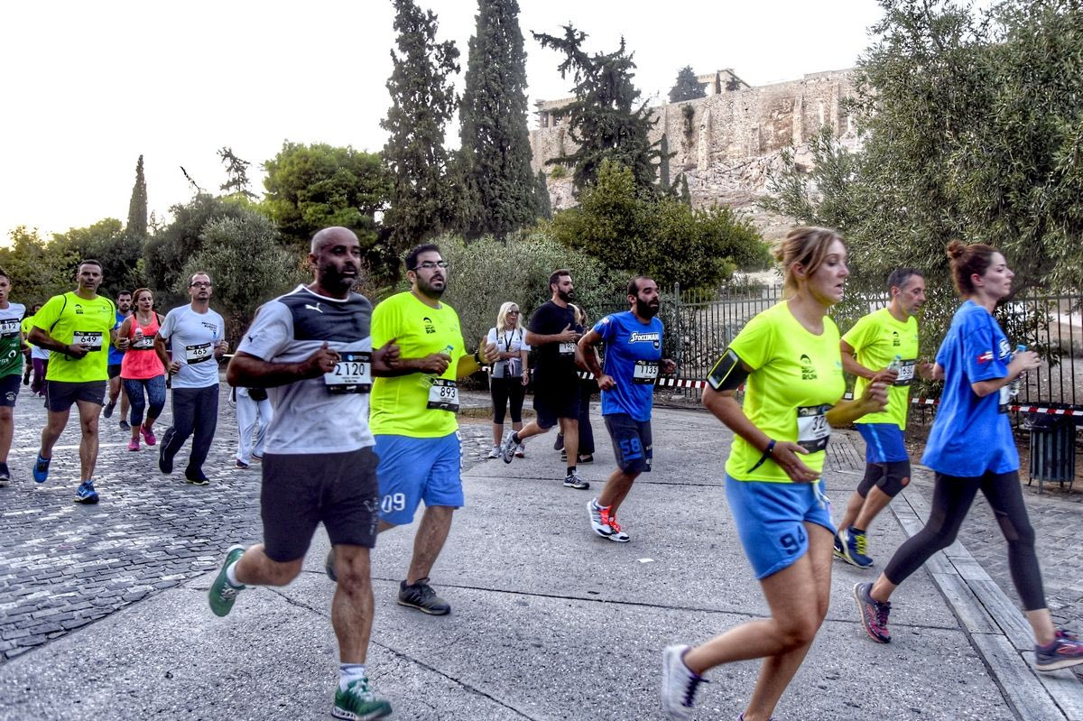 Μέχρι την Τετάρτη οι εγγραφές για τον 43ο Αγώνα Δρόμου Υγείας: Τρέξε κάτω από την Ακρόπολη, την Πλάκα και το Θησείο