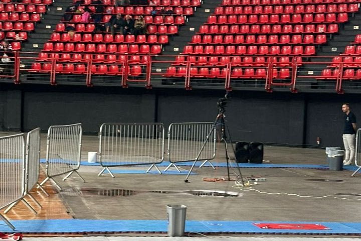 Ολυμπιακός: Πλημμύρισε ξανά το ΣΕΦ μετά την έντονη καταιγίδα σε ολόκληρη την Αττική