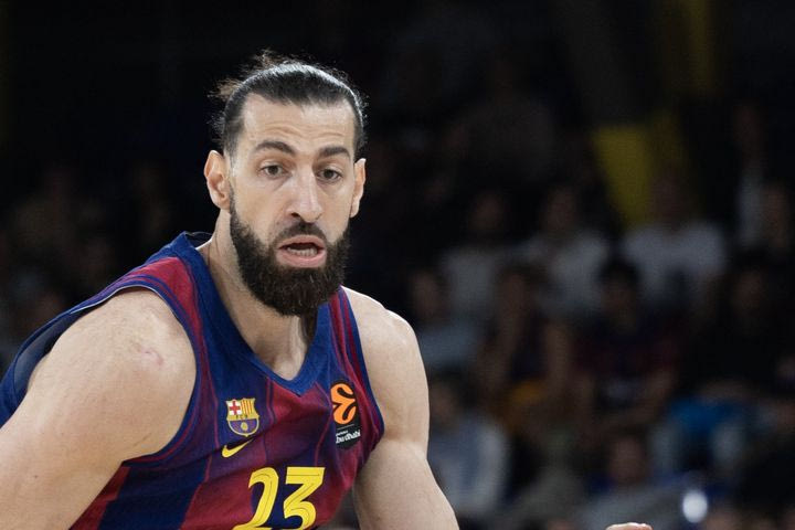 Μπαρτσελόνα – Βίρτους 88-81: Οι Μπλαουγκράνα πήραν τη νίκη εν αναμονή του Πασκουάλ με μεγάλη τέταρτη περίοδο