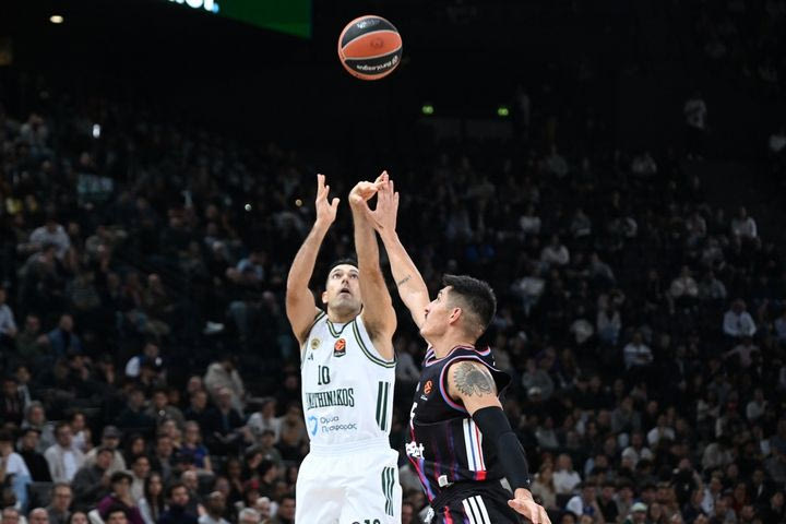 Ο Κώστας Σλούκας ξεπέρασε τον Βασίλη Σπανούλη σε εύστοχα τρίποντα στην EuroLeague: Ποιους κυνηγάει ο αρχηγός του Παναθηναϊκού