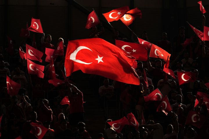 Στοιχηματικό σκάνδαλο στην Τουρκία: Οι Αστυνομικές Αρχές προχώρησαν σε οκτώ συλλήψεις, μία εξ αυτών προέδρου ομάδας