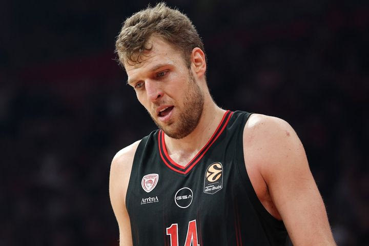 Ο Ολυμπιακός είχε το ματς στα χέρια του, αλλά έφαγε 43 πόντους σε 15 λεπτά