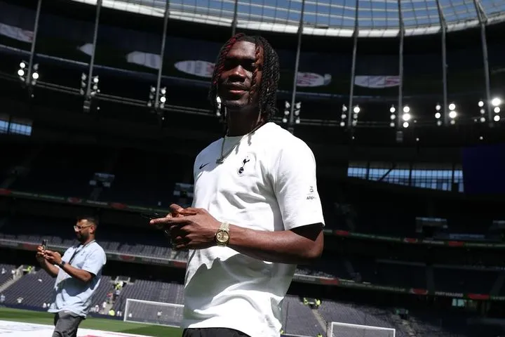 Τότεναμ: Έκλεψαν πάνω απο 940.000 ευρώ από τον λογαριασμό του Ιβ Μπισουμά σε VIP τράπεζα του Λονδίνου