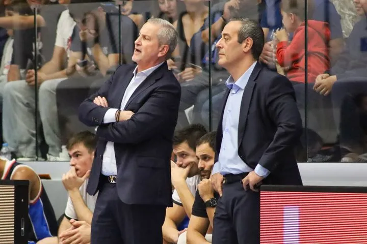 Stoiximan GBL: Ο Ζούρος δεν έκανε δηλώσεις μετά την ήττα του Πανιωνίου κόντρα στη Μύκονο Betsson