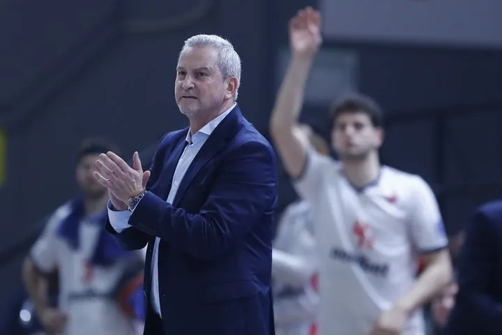 Ζούρος: “Έφυγε ένας τόνος πάνω από την πλάτη μας – Ξεχωριστό ευχαριστώ στον Γκίκα, που έπαιξε με δική του ευθύνη”