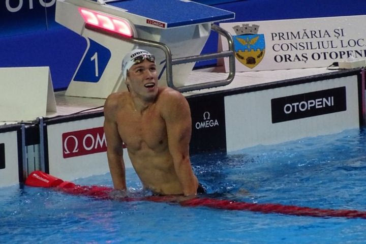 Ποιος είναι ο 18χρονος Κρητικός Βασίλης Κακουλάκης που έχει σαρώσει τα μετάλλια στην κολύμβηση