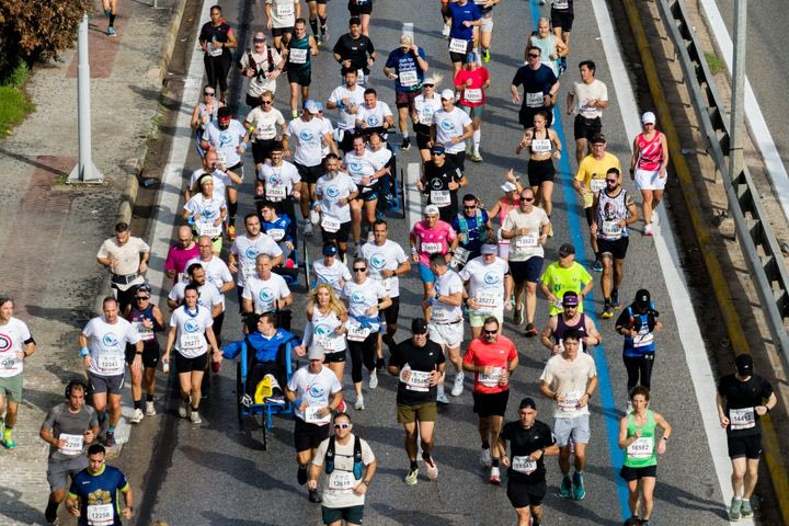 ΑΜΑ 2025: Πόσοι τερμάτισαν σε όλους τους αγώνες του Μαραθωνίου της Αθήνας